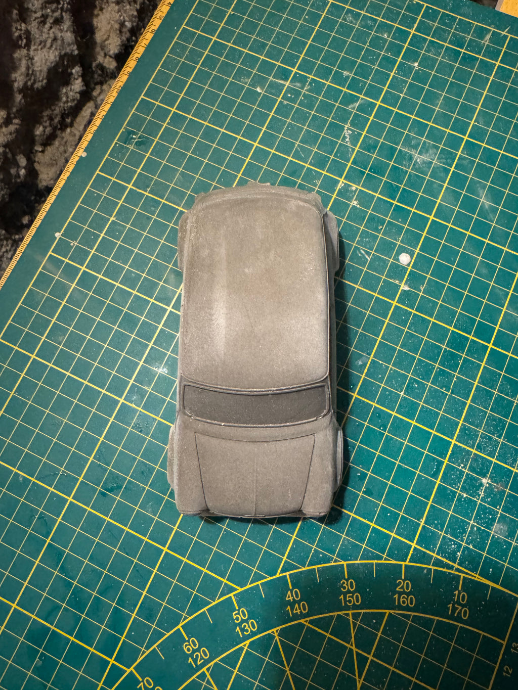 Mini Austin en Béton Artisanale