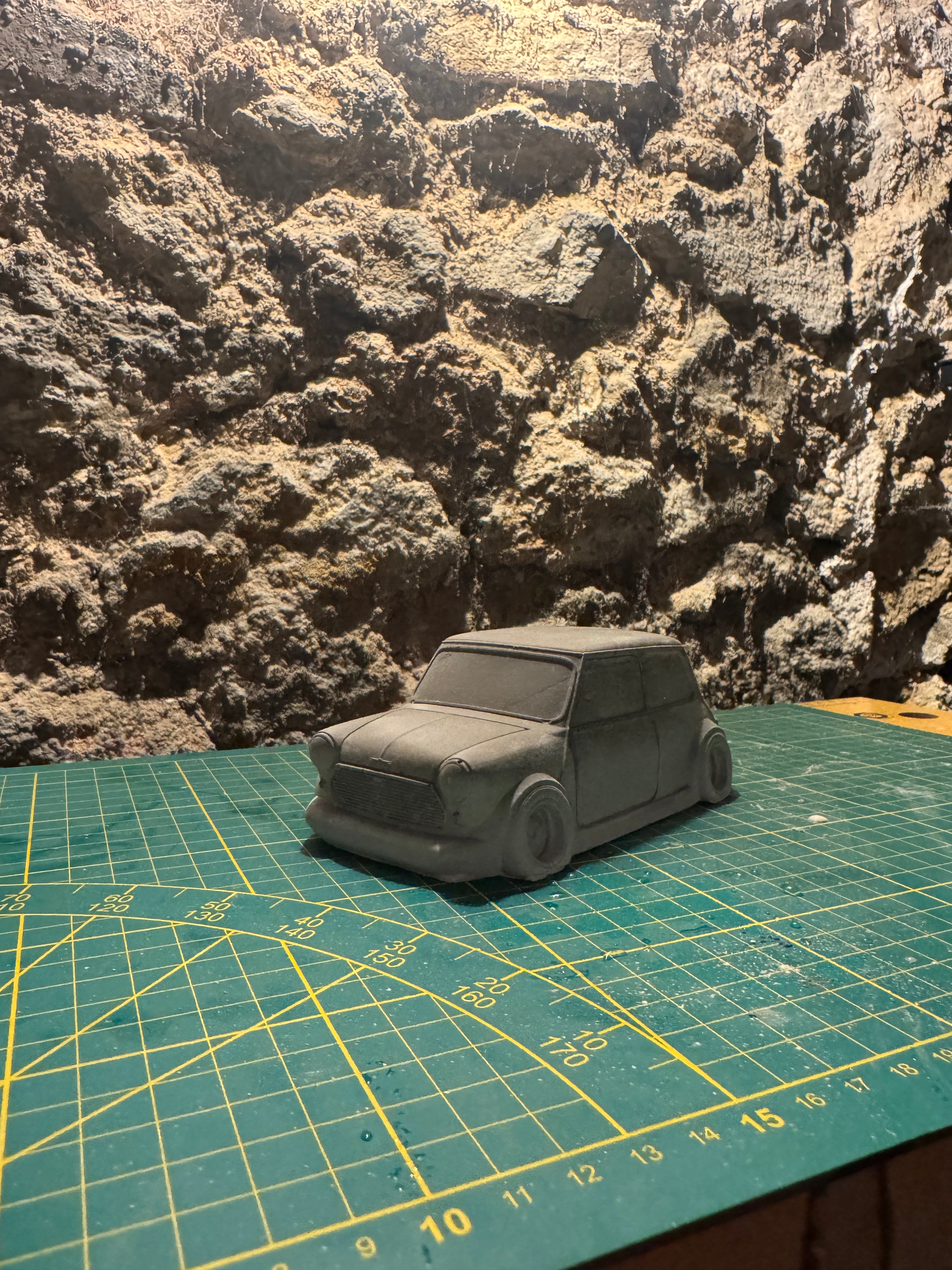 Mini Austin en Béton Artisanale